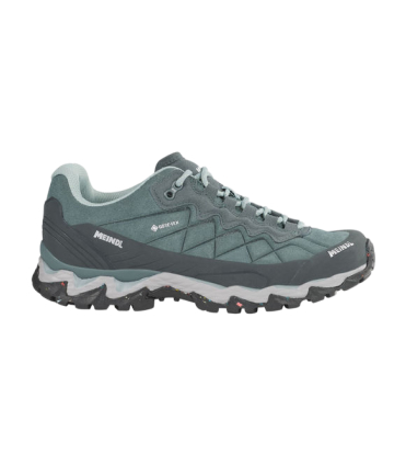 Lage wandelschoenen
