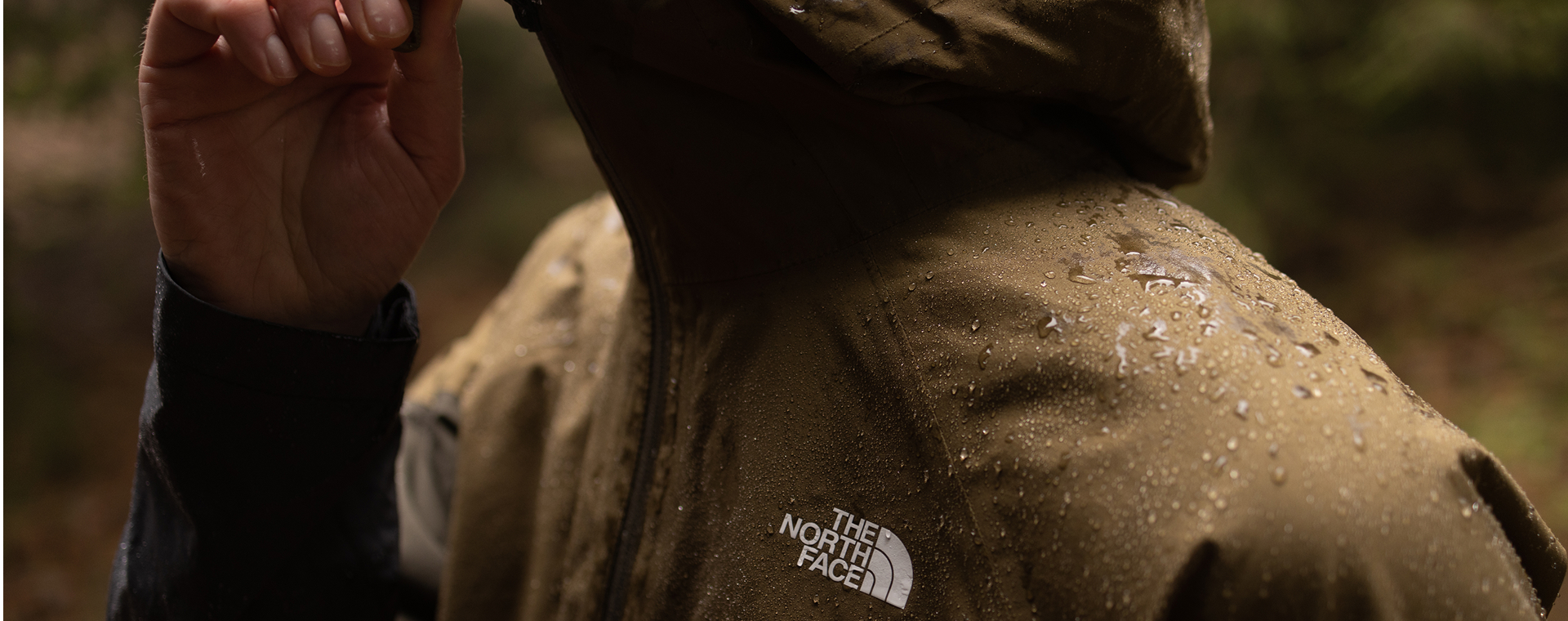 Waterdichte jas kiezen: waar let je op?   